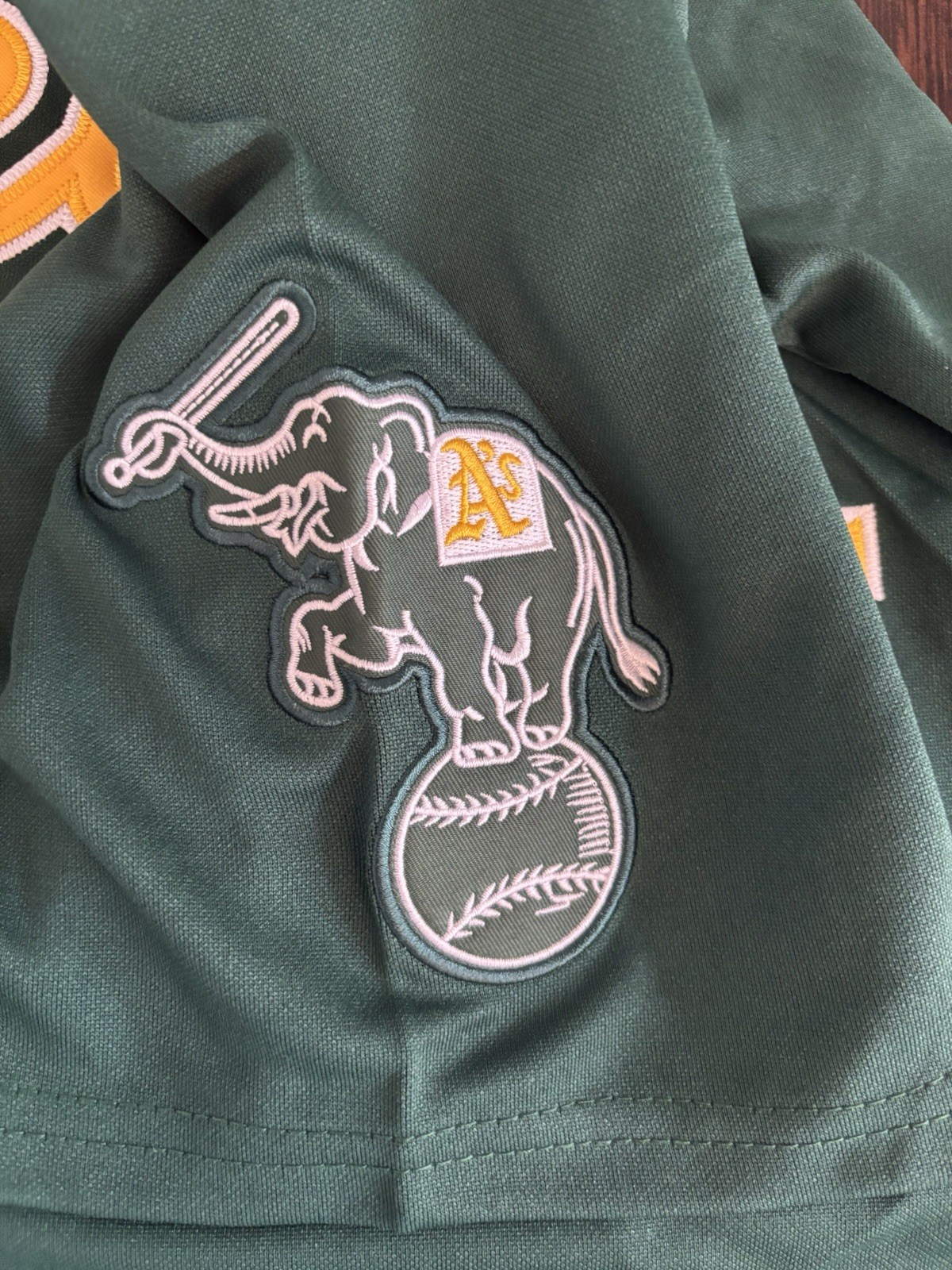 Mark McGwire Oakland Athletics 1989 World Series Men’s Jersey! Ships Same Day!