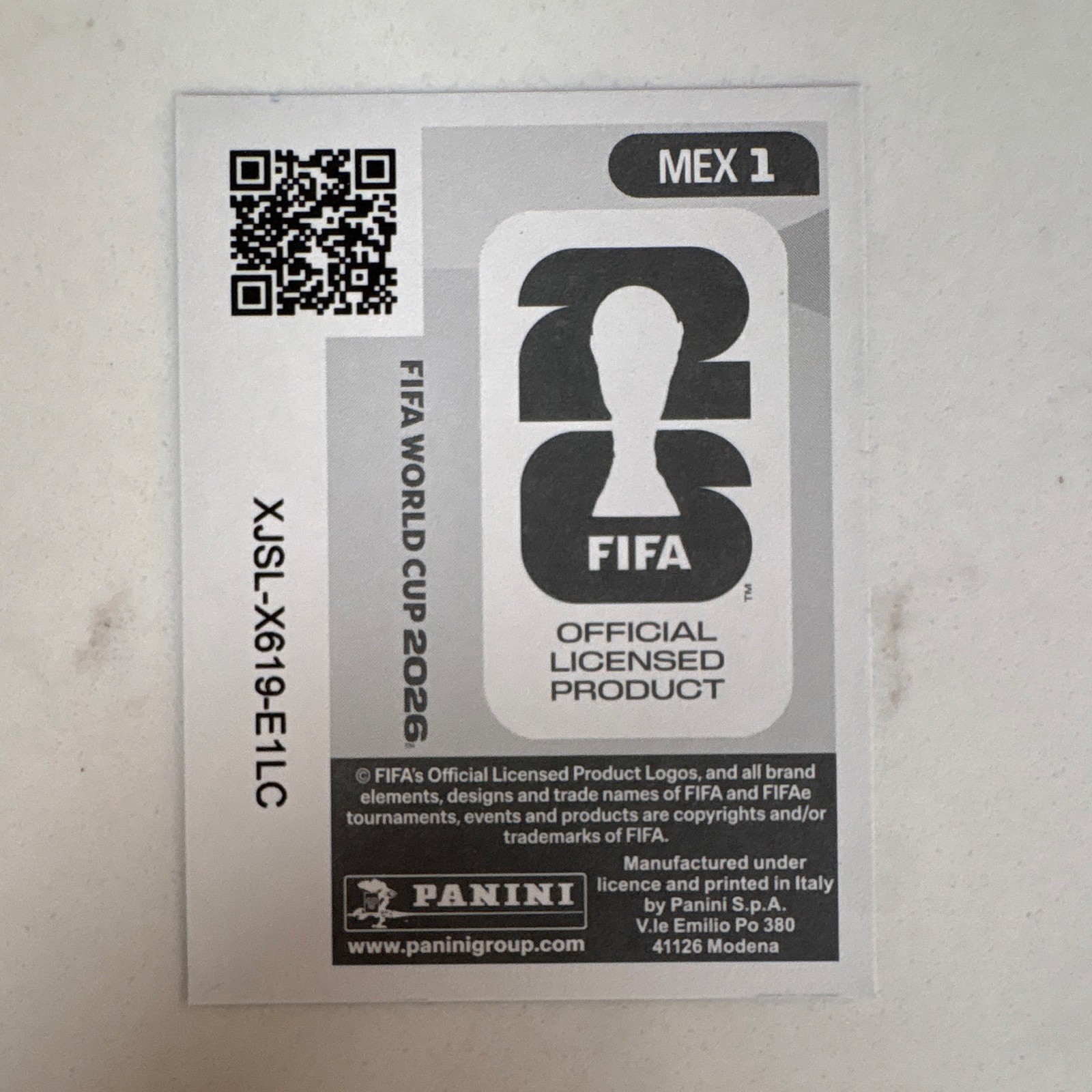 Panini FIFA World Cup 2026 Sticker – Mexico Team Logo Club Badge (MEX 1)