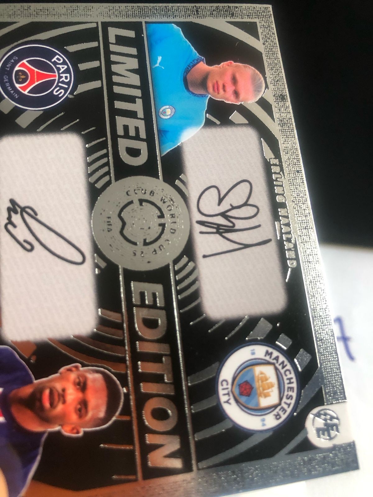 PRINTED SIGNATURE*-WORLD CUP CLUB FIFA 2025 F.E HALLAND-DEMBELE – SILVER
