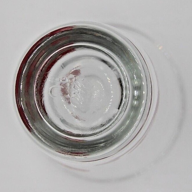 Oklahoma Sooners NCAA 2.5 oz. Clean no chips or cracks