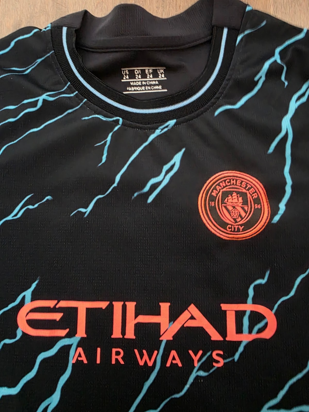Youth Boys Size 8 / Med Soccery Jersey Manchester City #9 Halland