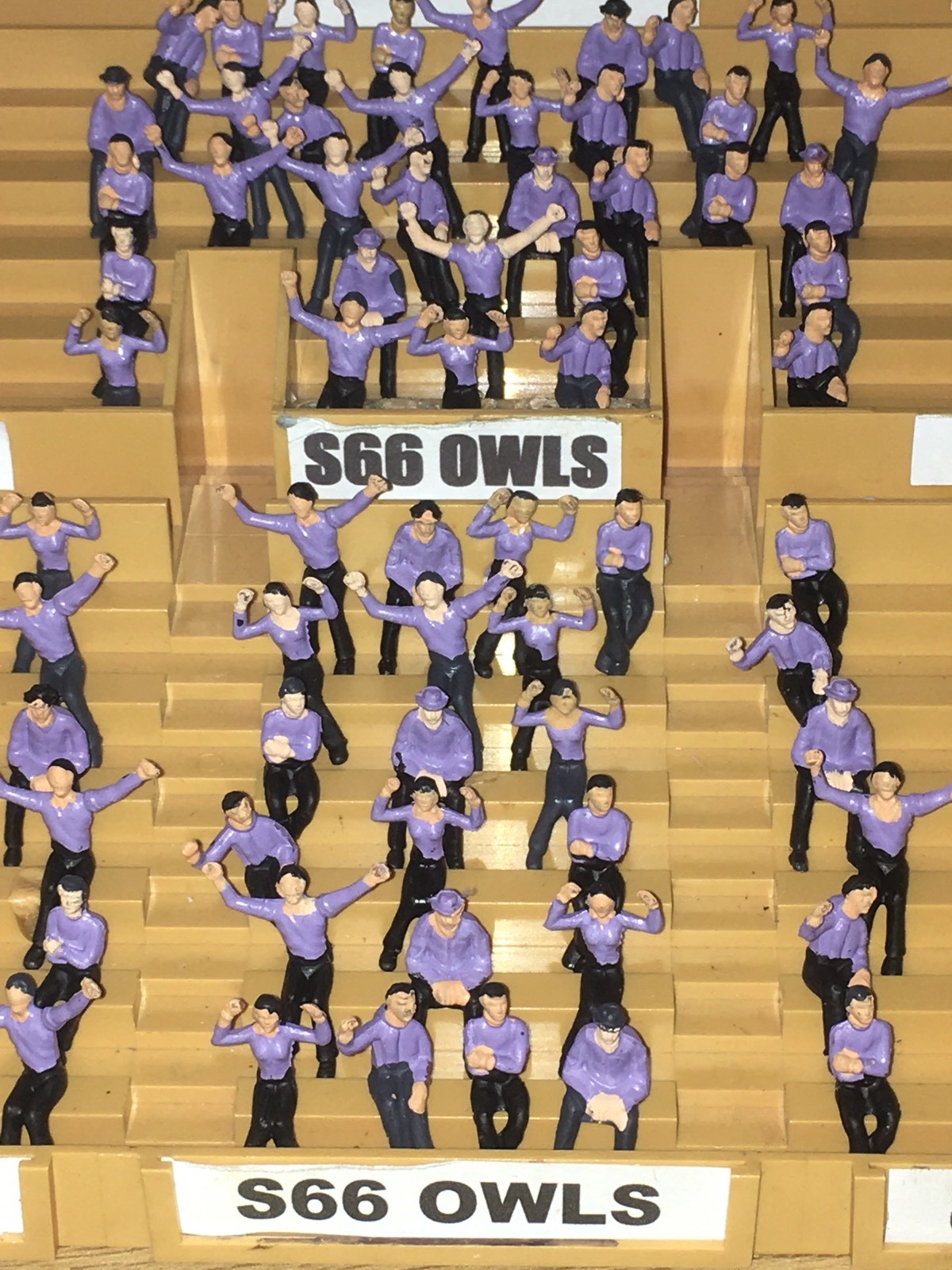 FOR SUBBUTEO/ZEUGO*50 NEW SEATED FANS*ALL TEAMS AVAILABLE.SEE PHOTOS)