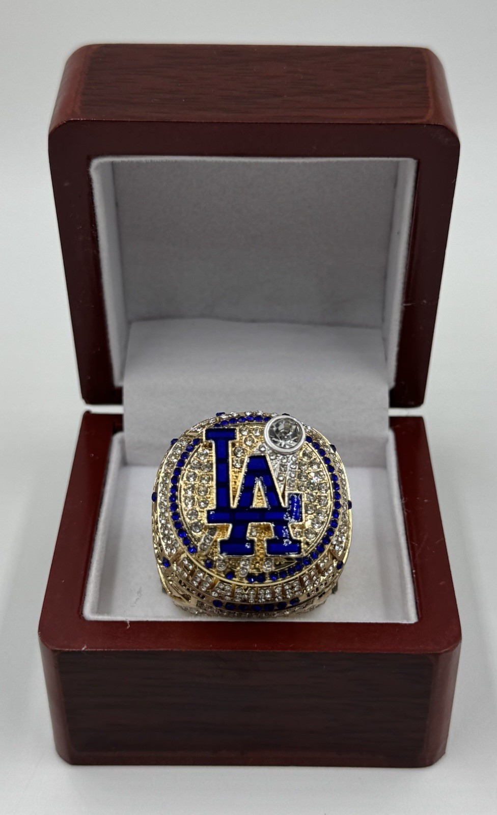 NEW 2025 LOS ANGELES LA DODGERS WORLD SERIES CHAMPIONSHIP RING CLAYTON KERSHAW