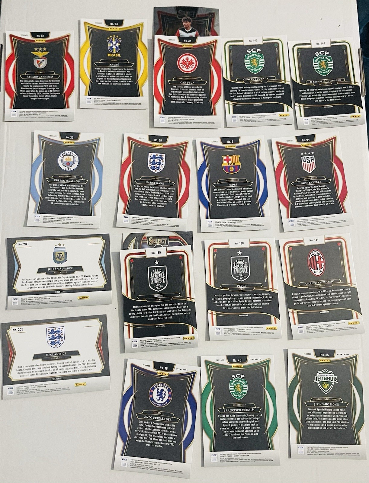 2024/25 FIFA Select 18 Card Lot (RC Field Level Pandora Prizms) HALLAND Pedri Et