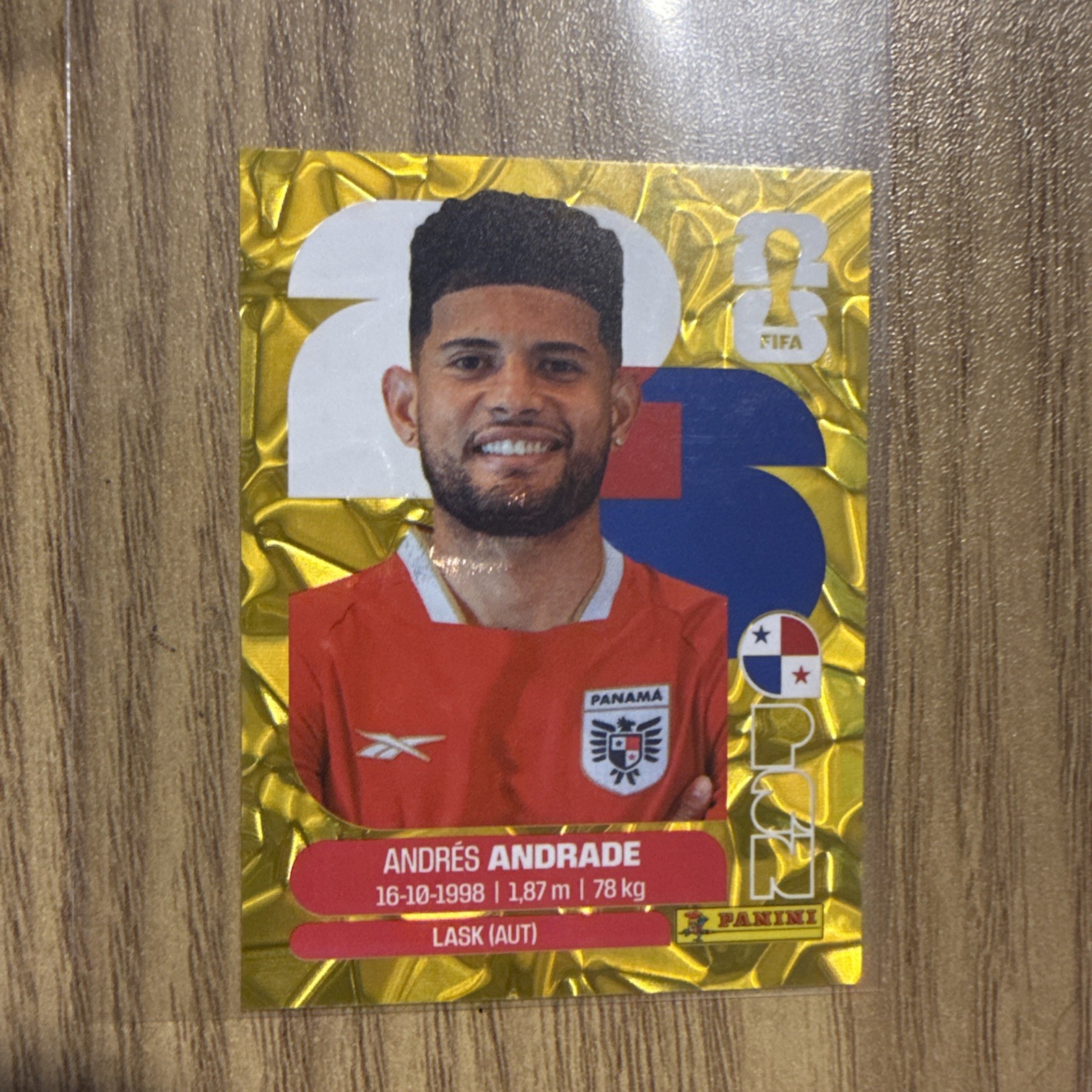 Panini FIFA WC 2026 Stickers-Exclusive Gold Crumple-PAN Panama- Pick Yours